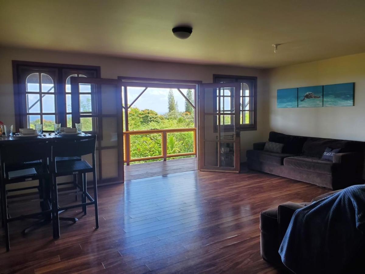 Off-Grid Getaway With Ocean Views In Paradise 파호아 외부 사진